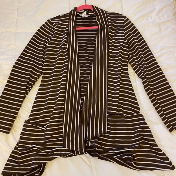 Pretty Young Thing Sweaters - Brown & white knit cardigan, huge pockets, perfect layering piece for fall, EUC